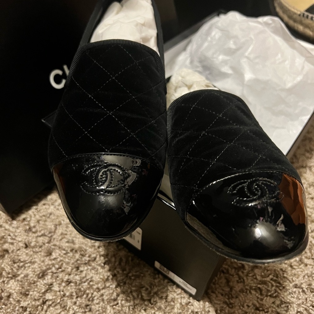 RARE Chanel Moccasins Loafers Velvet - Black Size 37.5, worn 2x - Picture 6 of 6